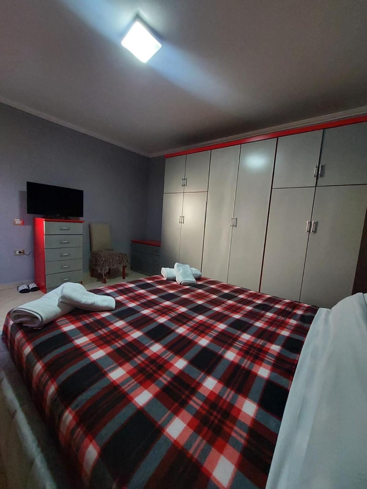 Gex Guest House Τίρανα Εξωτερικό φωτογραφία