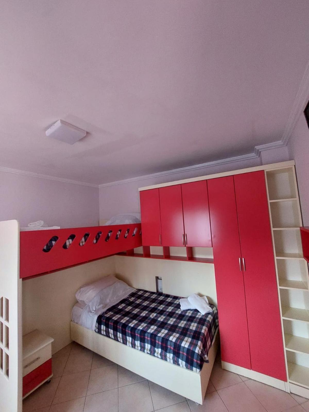Gex Guest House Τίρανα Εξωτερικό φωτογραφία