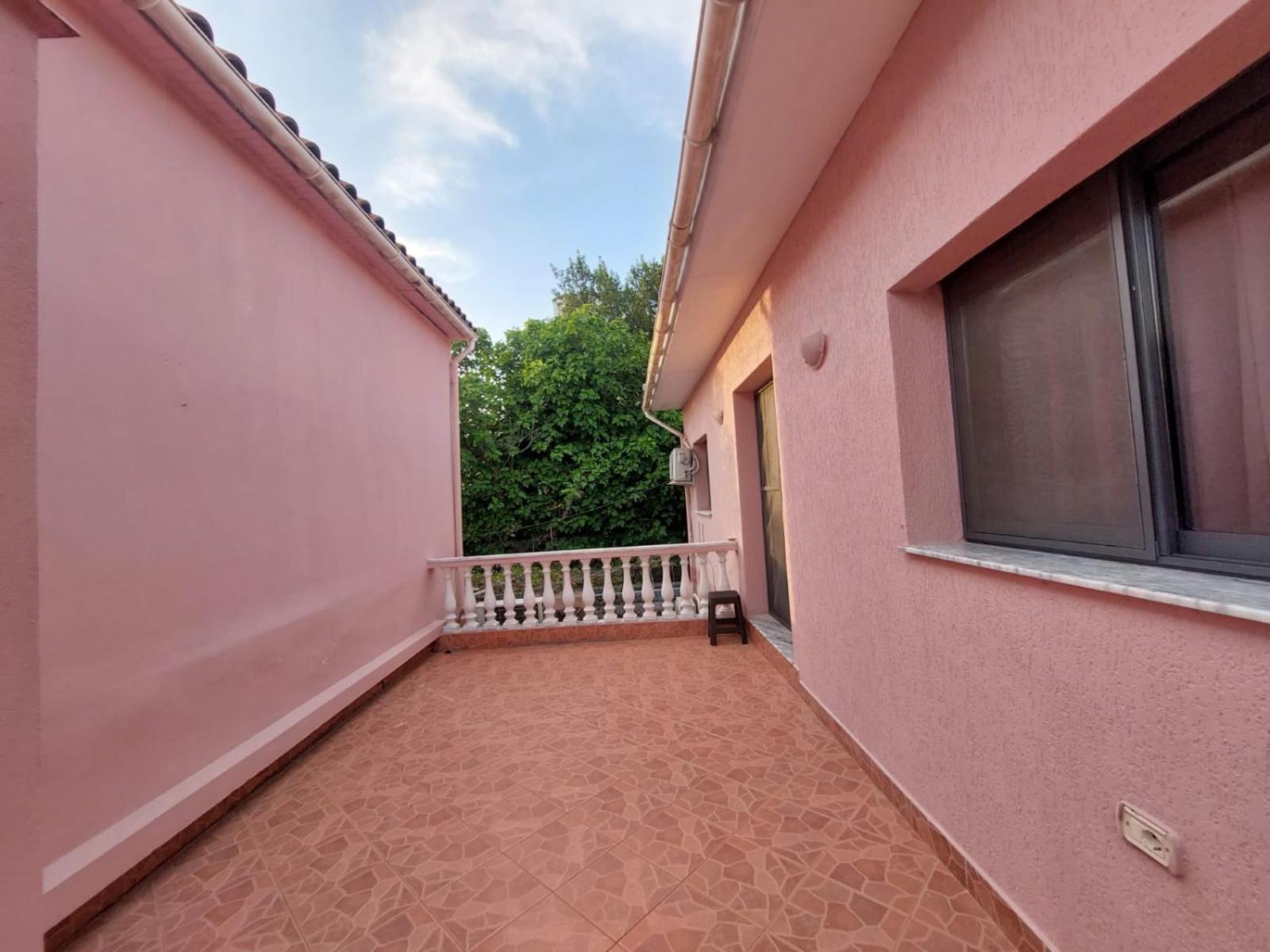 Gex Guest House Τίρανα Εξωτερικό φωτογραφία
