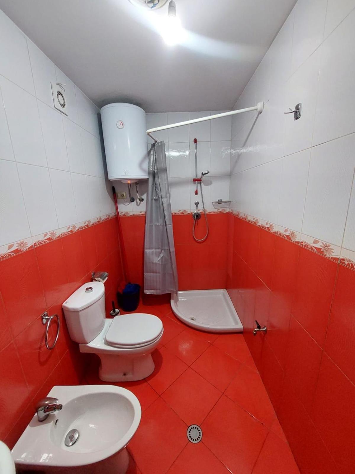 Gex Guest House Τίρανα Εξωτερικό φωτογραφία